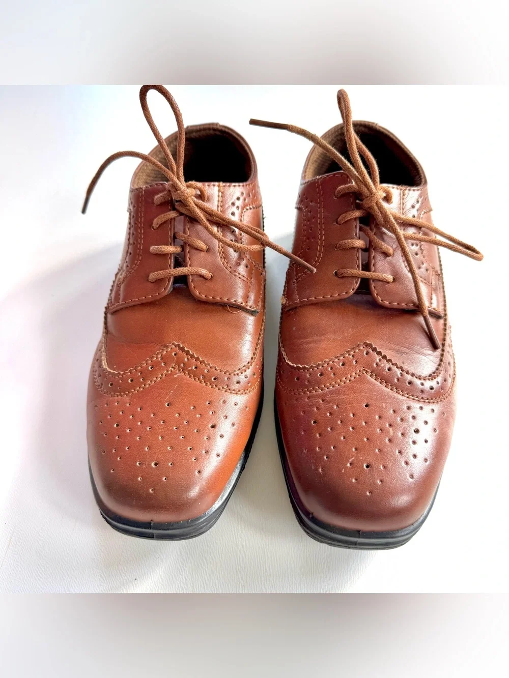DEER STAGS Boys Size 4M Brown Wingtip Lace Up Tie Dress Shoes